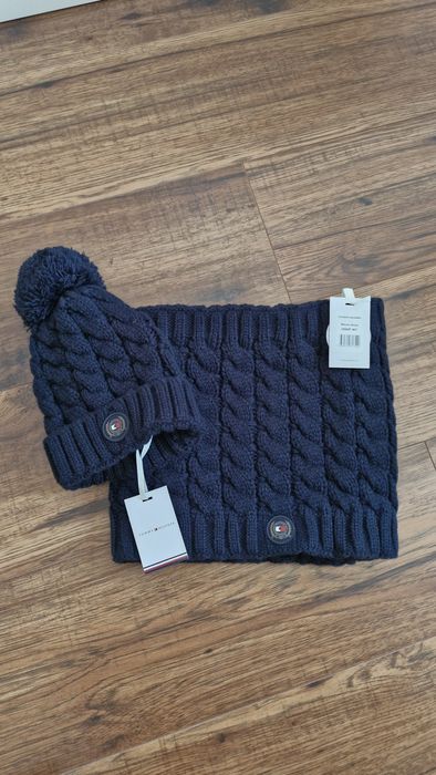 Tommy Hilfiger komplet czapka + komin