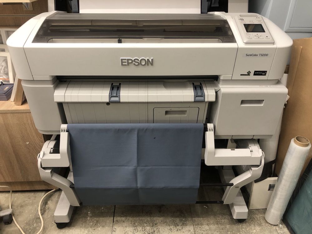 Широкоформатний EPSON SureColor Т3200