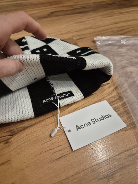 Nowa wełniana czapka Acne Studios czarna biała
