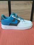 Tenis Nike Air Force 1. N.41