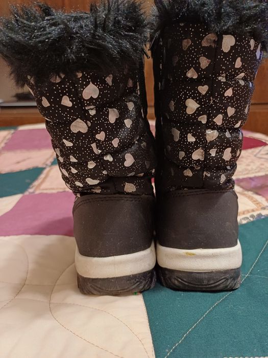 Взуття дитяче зимове