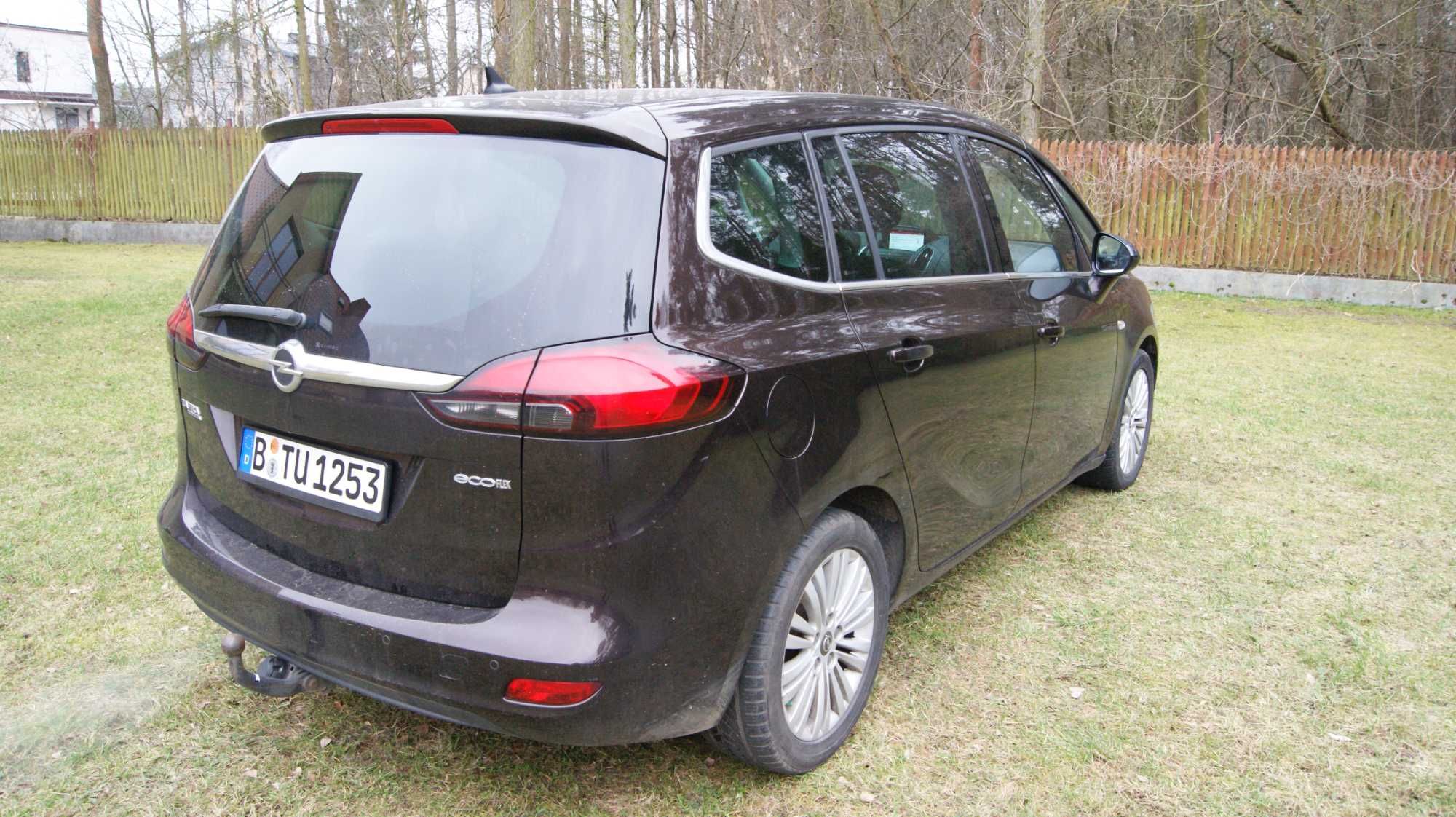 Opel Zafira 1,6 D 2015 rok do poprawek
