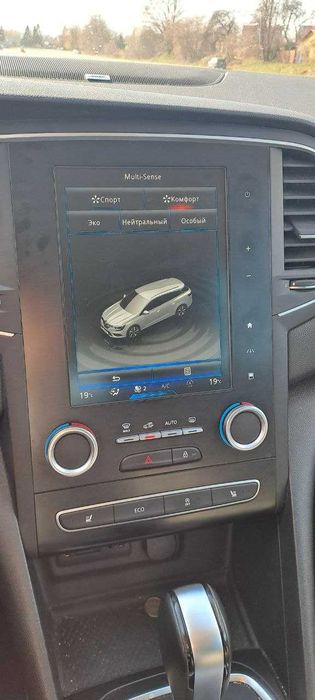 Renault Megane IV BOSE 2016