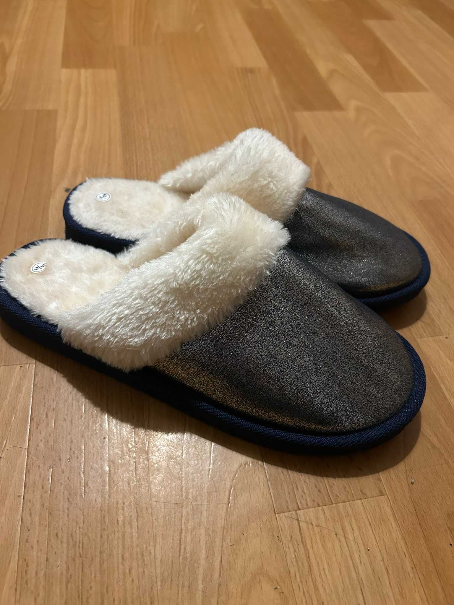 Modne kapcie w rozmiarze 40/41