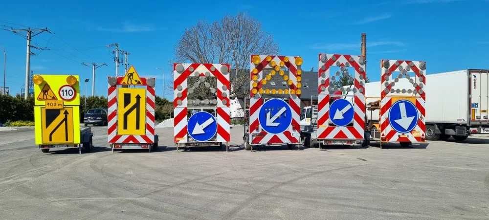 Przyczepka zamykajaca  U-26 roboty drogowe sygnalizacja