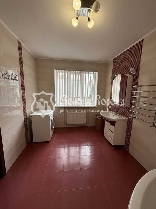 Будинок, 2пов. Гарний стан. смт Калинівка, Броварський район