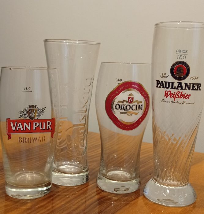 Kolekcja szklanek do piwa i alkoholi