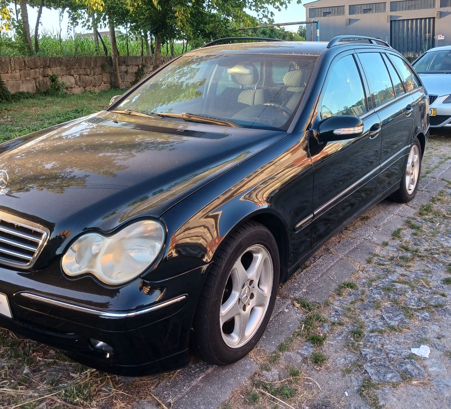 Mercedes Benz 220 CDI