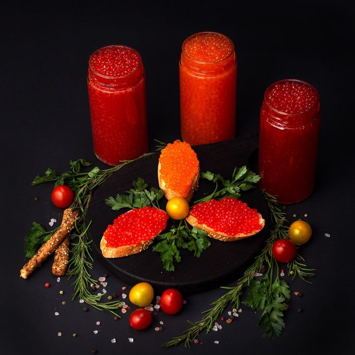 Ікра червона - Лосось, кета, горбуша, осетр, щука