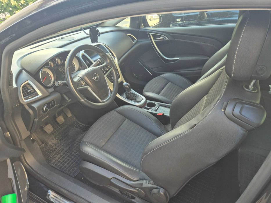 Opel Astra GTC  2.0 cdti 165 km okazja