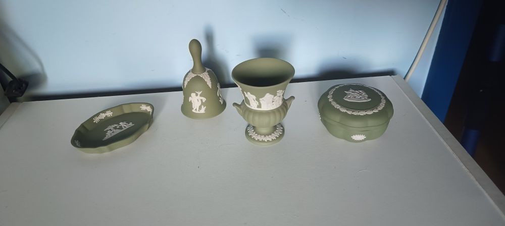 Zielony zestaw porcelany angielskiej Wedgwood