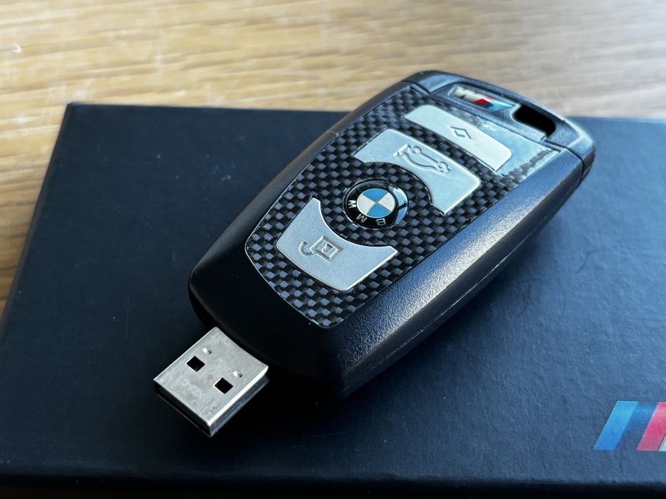 Pendrive BMW Mpower 8GB