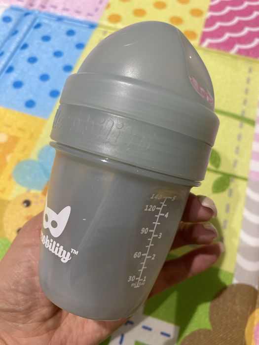 Пляшечка Herobottle, бренд Herobility,  антиколіковий