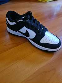 Nike Dunk low tam 42