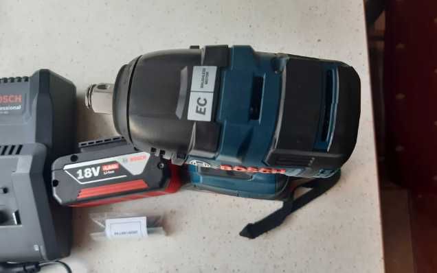 Bosch klucz udarowy GDS 18 V-200C