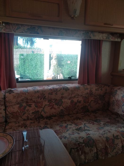 Arrenda se em vilamoura ao ano só pra 1 pessoa