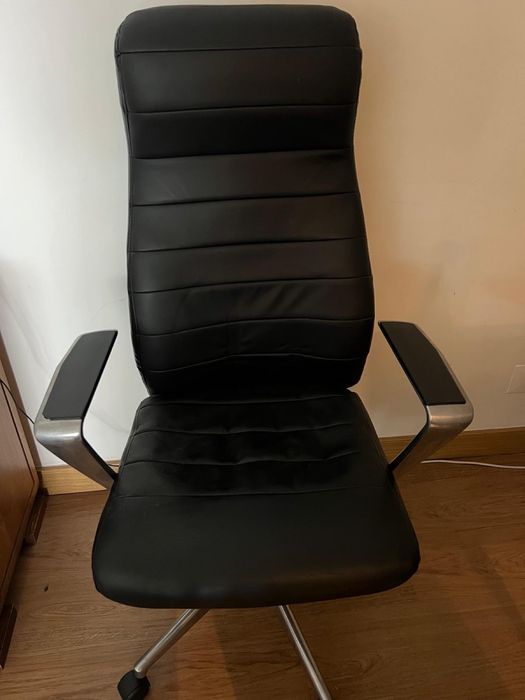 Cadeira de secretaria