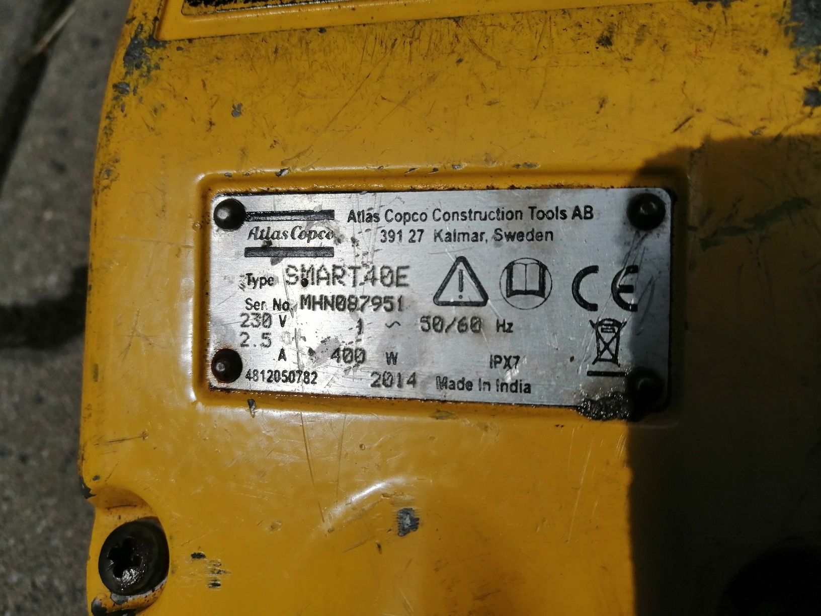 Wibrator pograzalny, buława Atlas Copco Smart 40E, Wacker, 2014