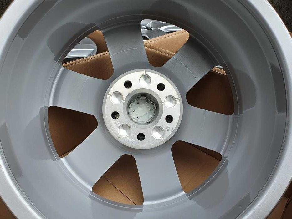 Oryginał Felga 17cali 4G8.601.025H Audi A4 B9 S4 B8 RS4 A6 C7 PA53