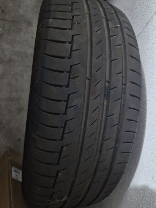 VENDO 4 Pneus 225/60 R 18_CONTINENTAL /SUV