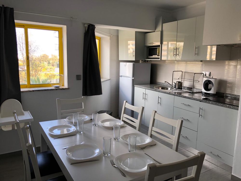 Apartamento para Férias na Praia da Rocha - Portimão