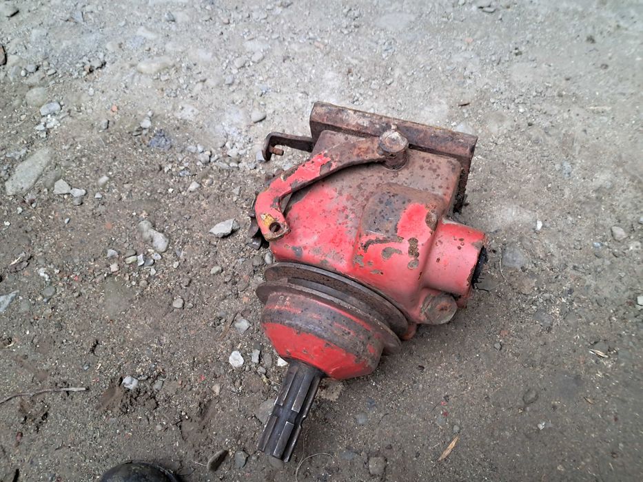 Przekładnia kątowa z wyłącznikiem, koło pasowe