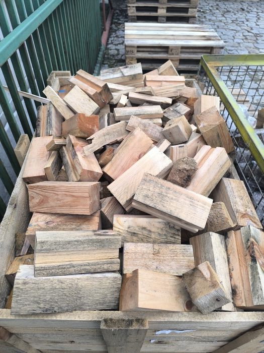 Drewno opałowe workowane