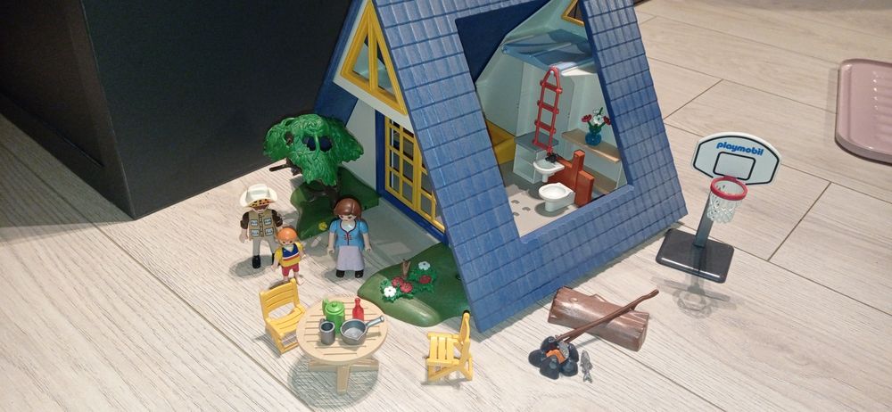 Domek letniskowy Playmobil z akcesoriami