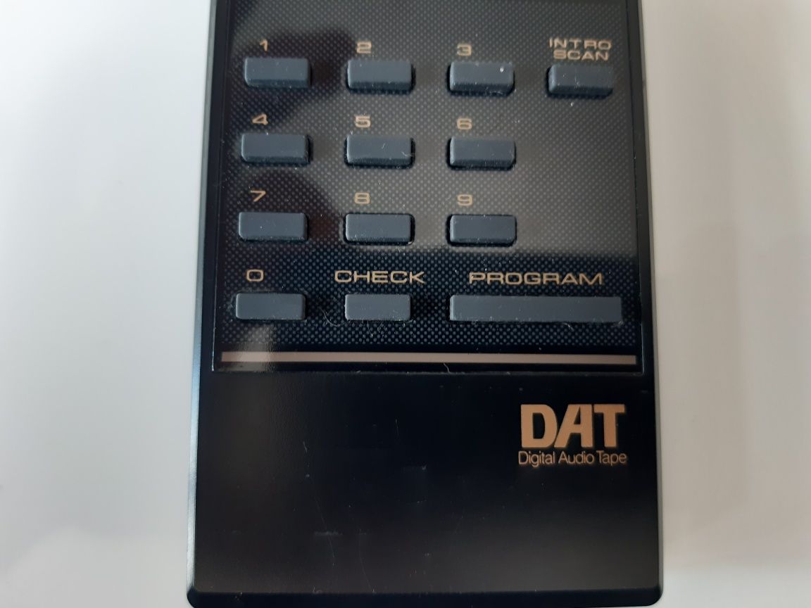 Pioneer DAT D1000 pilot okazja ORYGINAŁ jak nowy