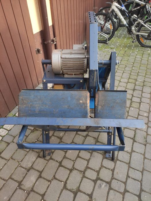 Piła Wahadłowa ,Kołyskowa,Tarczowa LUTZ model AKS,400V,4 KW!!!