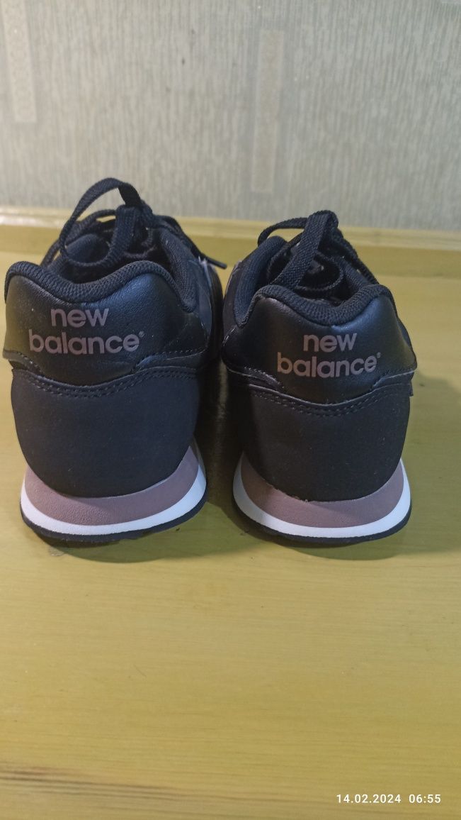 Кросівки New Balance, 37.5р