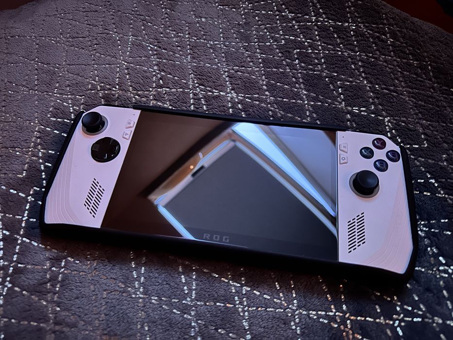 Asus Rog Ally Z1 Extreme