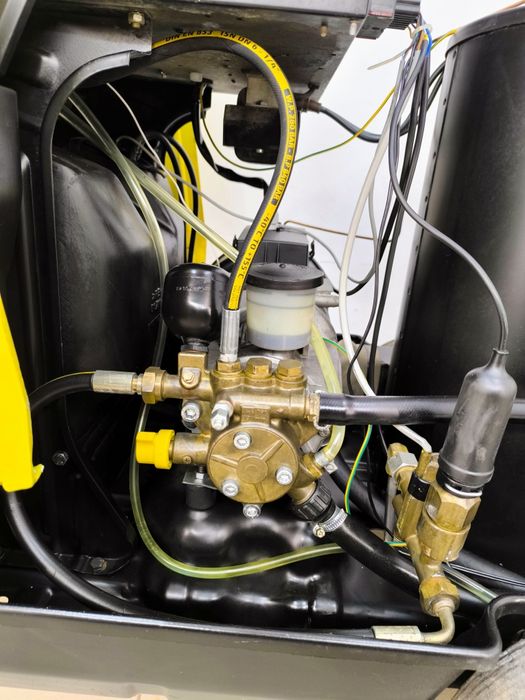 Myjka Karcher HDS 695