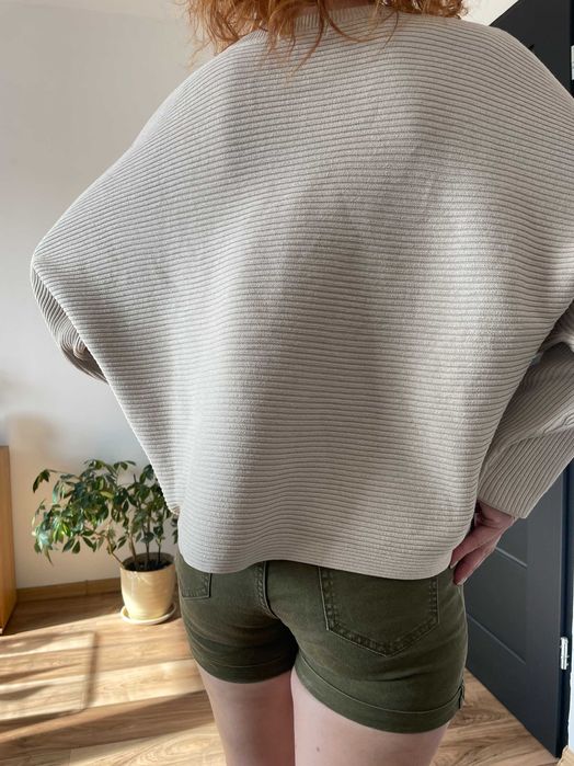 Bawełniany sweter kremowy nietoperz oversize H&M 38