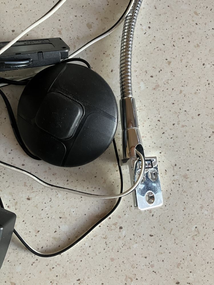 Lampka led z elastyczną ramą