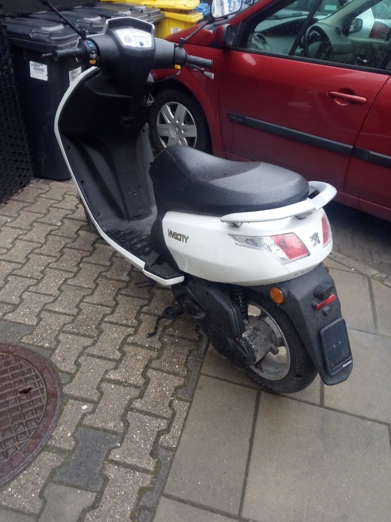 Skuter Peugeot 50 CC