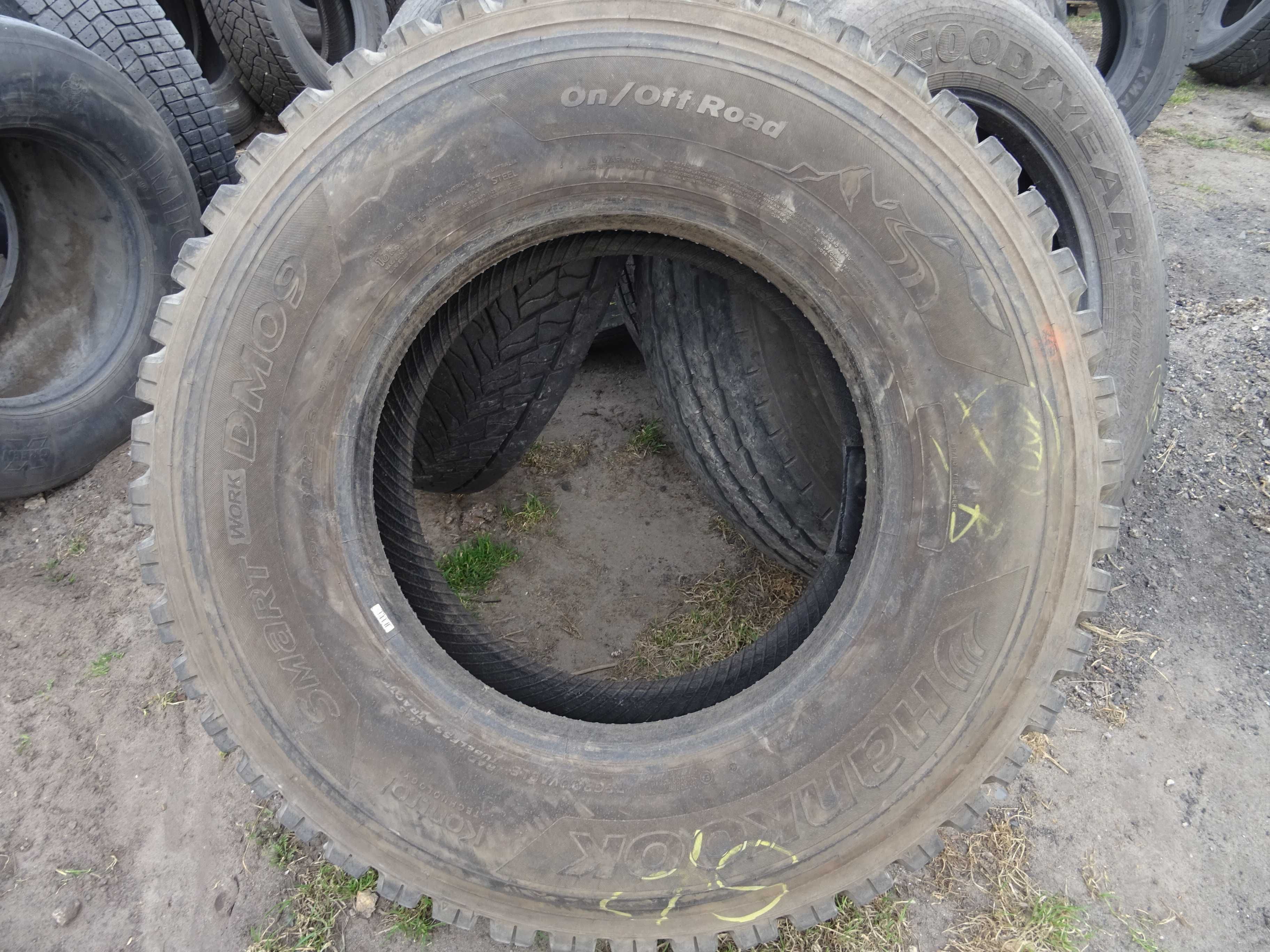 Opona 295/80R22.5 HANKOOK DM 09  (900 netto)