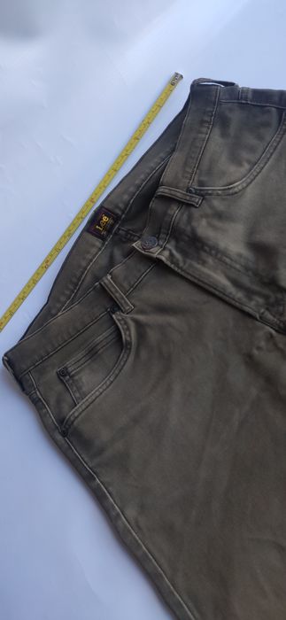 Calças Jeans marca Lee, modelo Luke Olive Green W31 L32