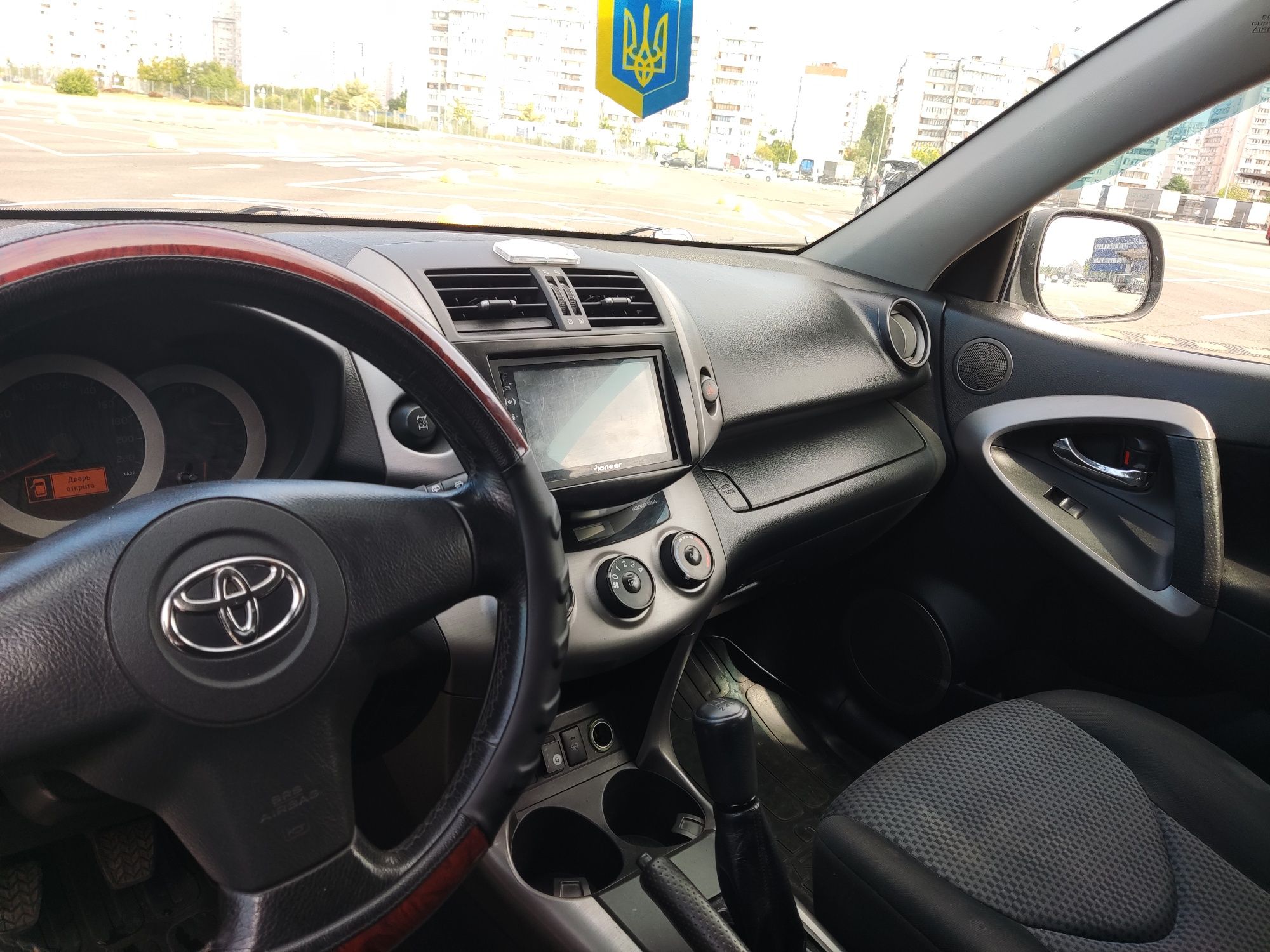 Продам Toyota RAV-4