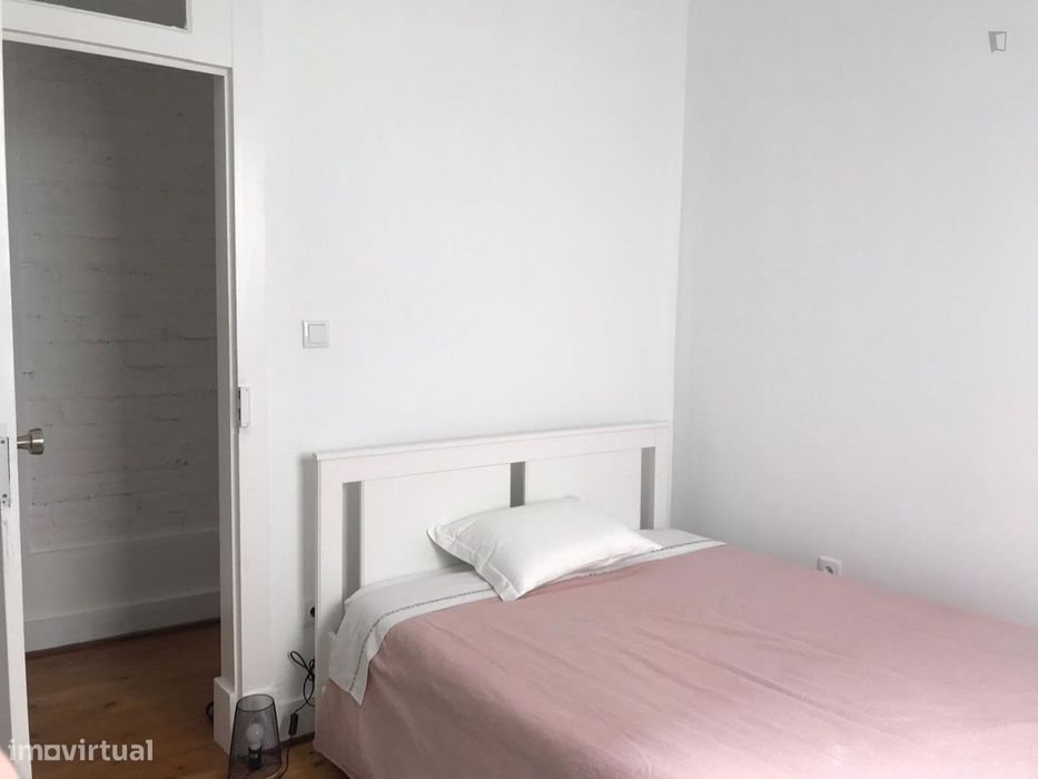 250994 - Suite 2 com cama de casal