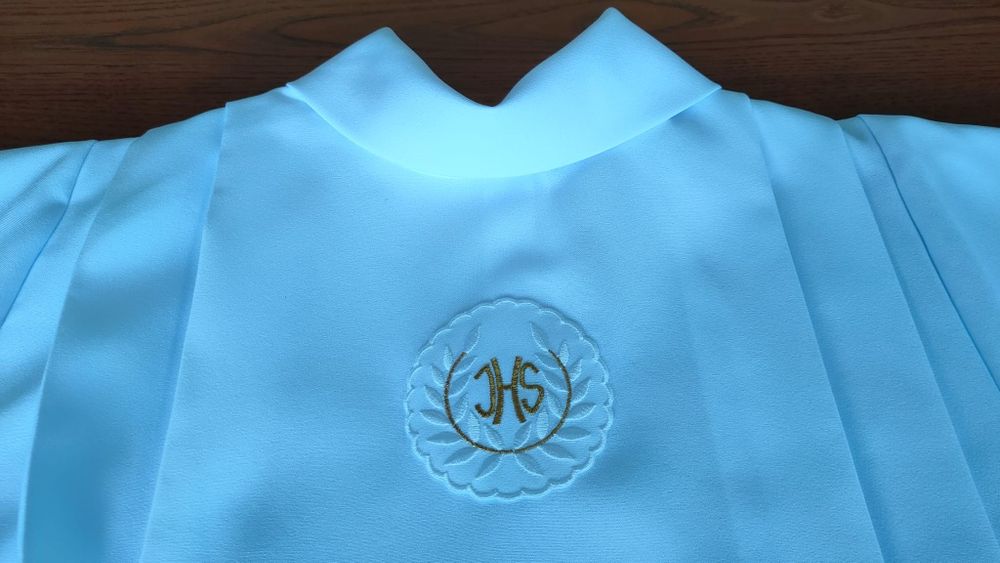 Alba komunijna dla dziewczynki. Stan idealny.