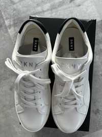 Buty damskie firmy DKNY