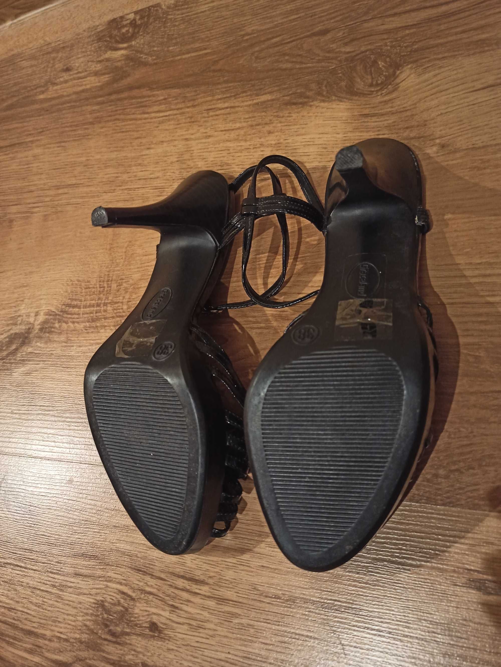 Sandałki czarne Graceland