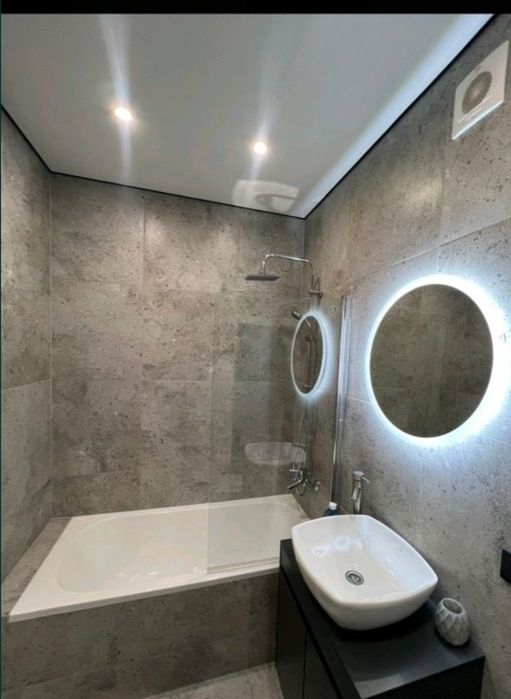 Здам надовго 2  кімнатну в центрі міста