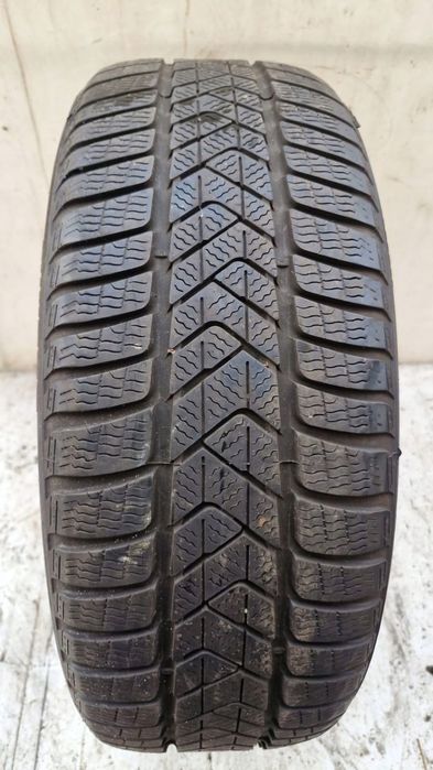 Pirelli Winter SottoZero 3 225/55R17 97H,rant ochronny. BMW ,MO