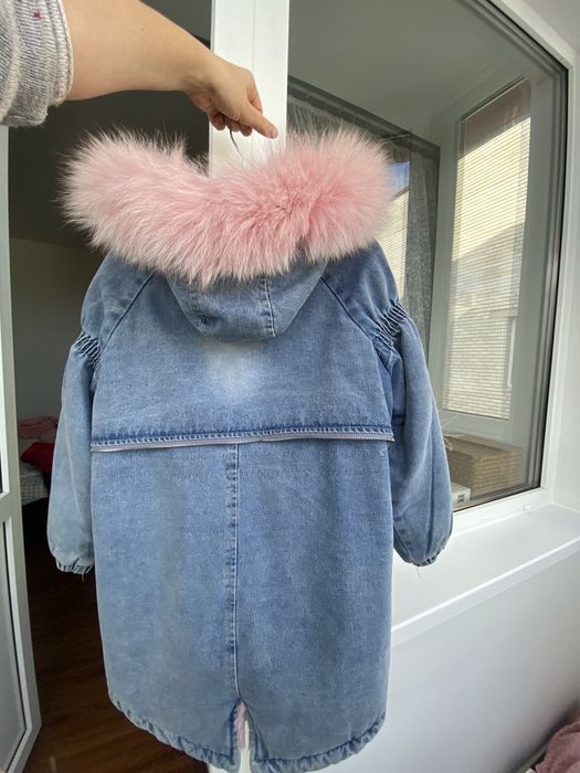 Парка джинсова на дівчинку 140 ріст