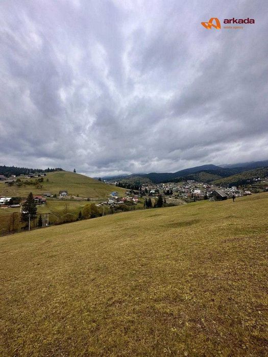 Велика земельна ділянка під забудову у Буковелі