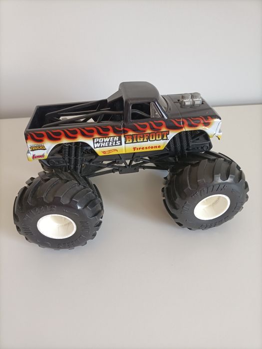 Jipe grande Hot Wheels