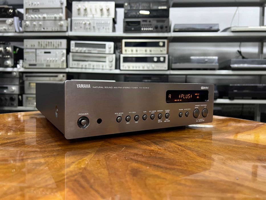 Tuner radiowy Yamaha TX-10 mk II Audio Room