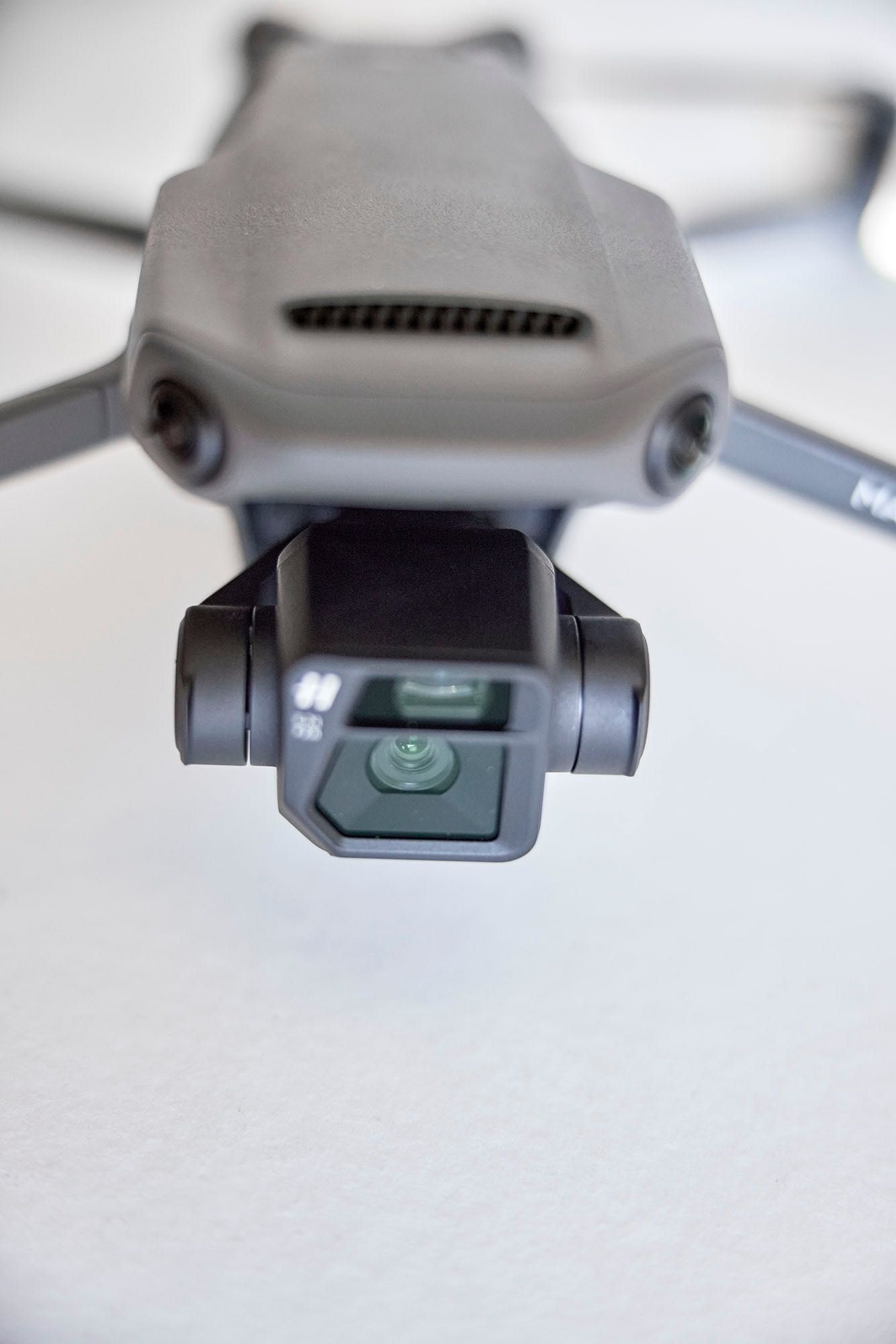 DJI Mavic 3 Fly More Combo+garantia 26/01/13 Muitos extras- 1.75 H voo